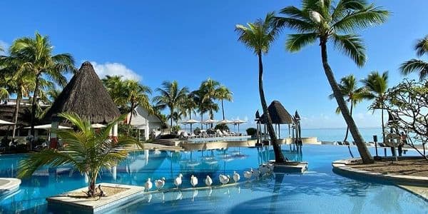 Ambre Mauritius - December