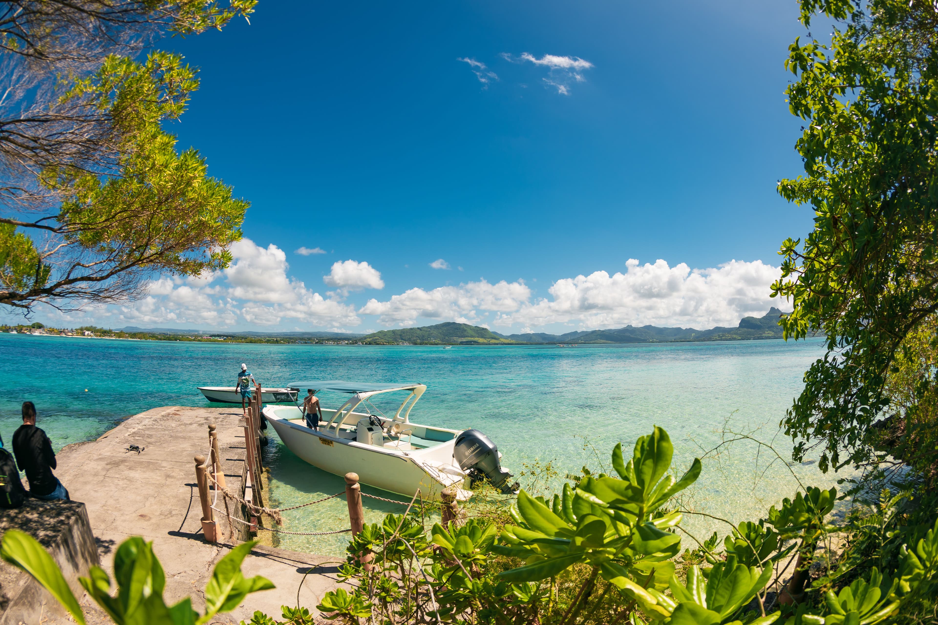 Private Speedboat 5 Island Tour – Grand South River- East (Full-Day Experience)